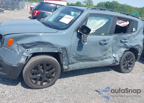 2018 Jeep Renegade Altitude 4X4 z USA, uszkodzony, nr VIN ZACCJBBB6JPJ44553
